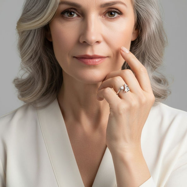 Anna | Pierścionek z ikoną psa (Różowy)