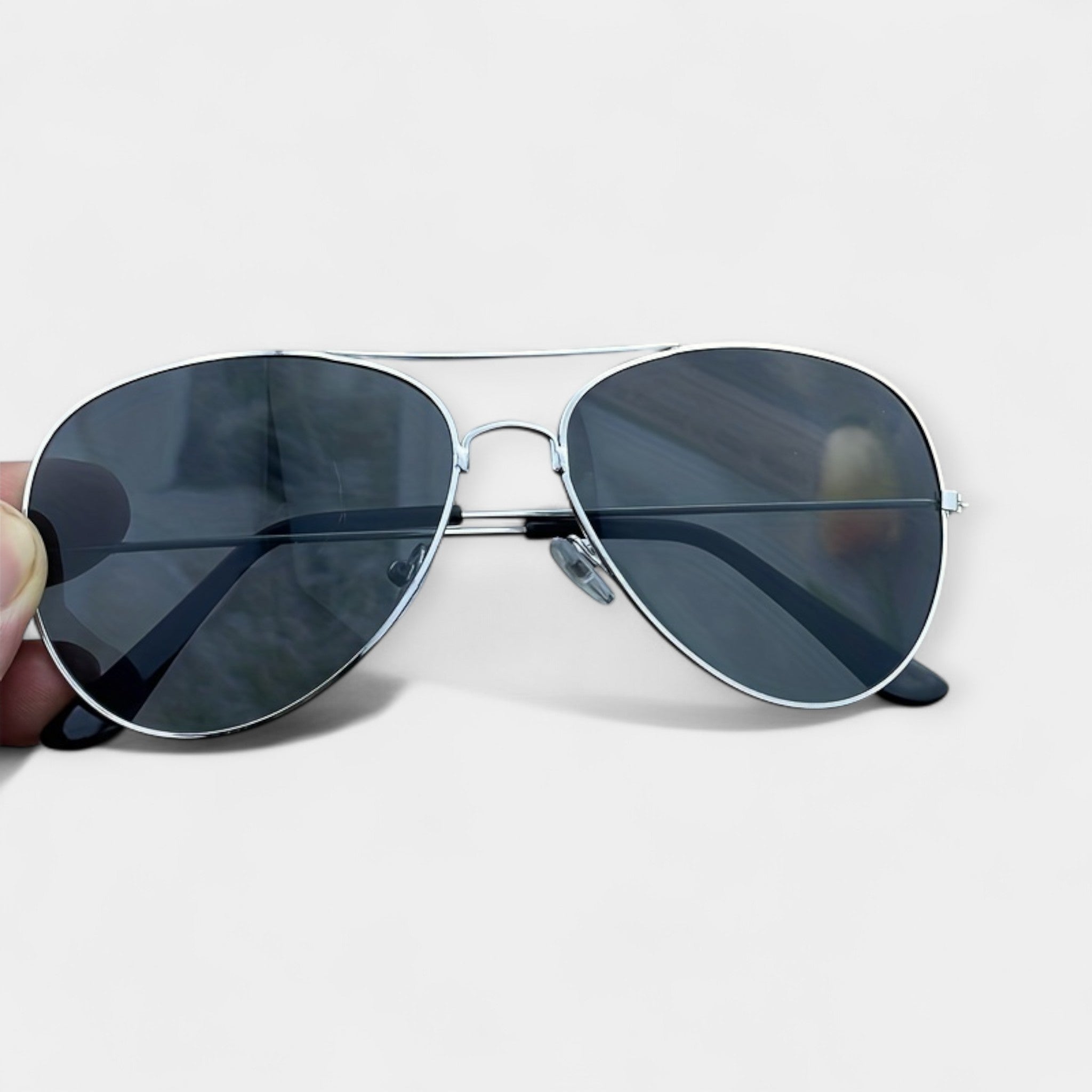 Sara - Eleganckie Okulary Przeciwsłoneczne w Stylu Retro z Lustrzanymi Soczewkami