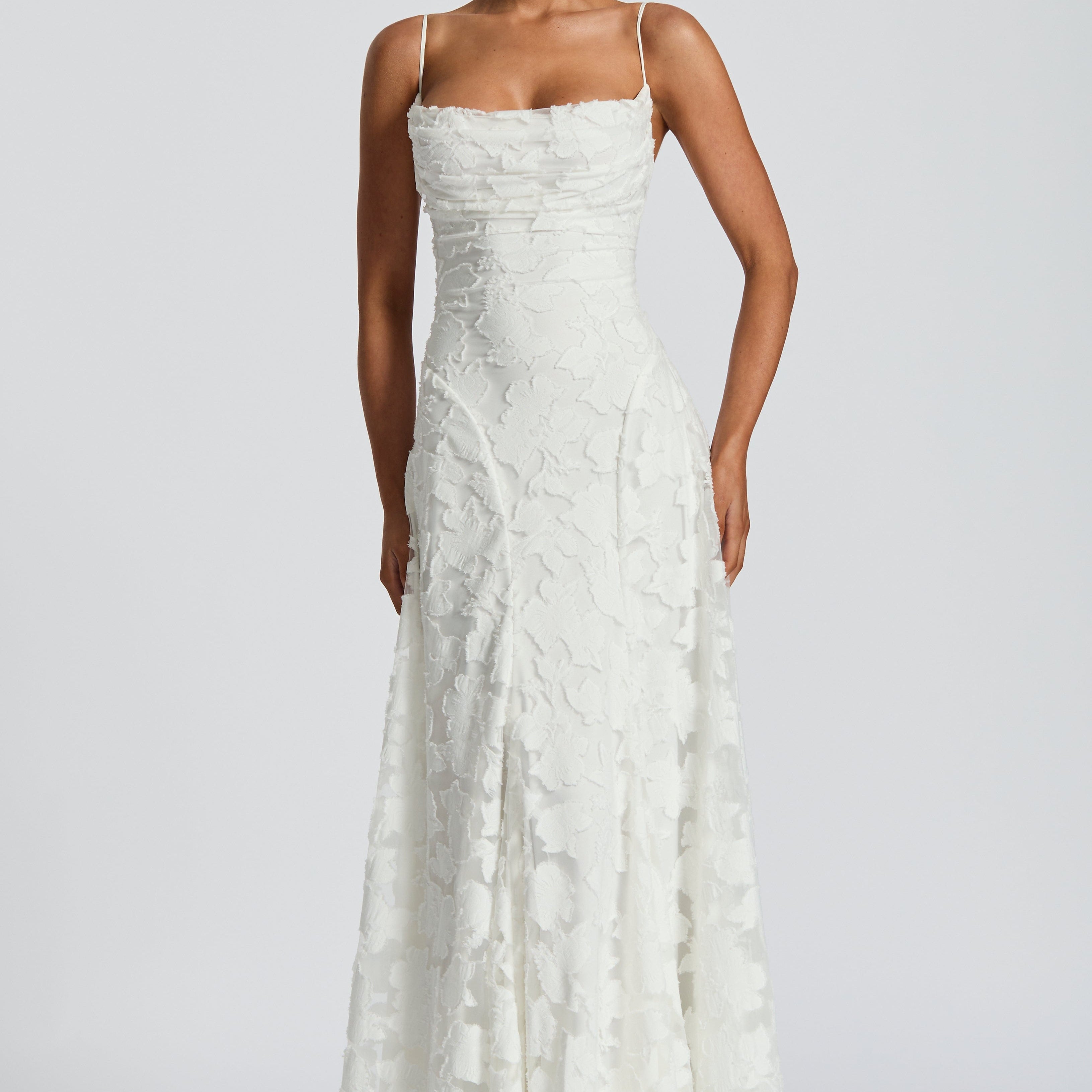 Clara - Elegancka Maxi Sukienka